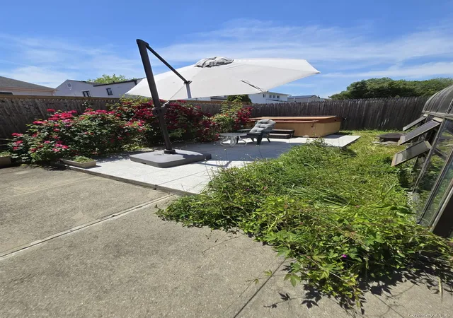 4th image of 533 Halevy Dr, Hempstead, NY 11516 | MLS# 1010575