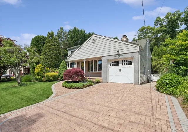 2nd image of 318 Lakeshore Blvd, Massapequa Park, NY 11762 | MLS# 1010584