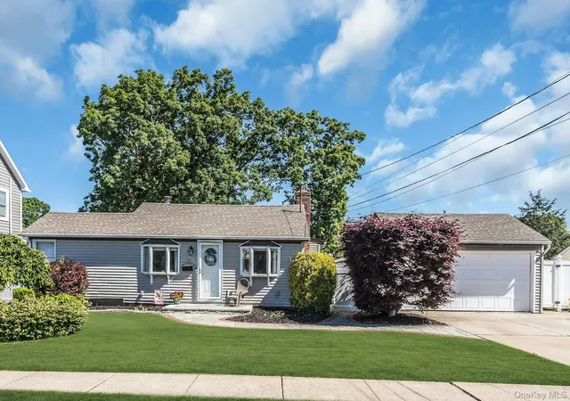 1st image of 173 N Kings Ave, Massapequa, NY 11758 | MLS# 1010609