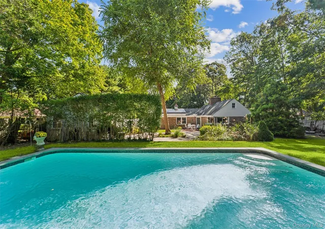 4th image of 29D Squiretown Rd Squiretown Rd #D, Hampton Bays, NY 11946 | MLS# 1010611