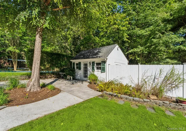 5th image of 29D Squiretown Rd Squiretown Rd #D, Hampton Bays, NY 11946 | MLS# 1010611