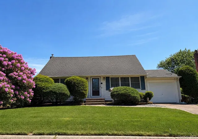 1st image of 62 Pell Ave, North Babylon, NY 11703 | MLS# 1010621