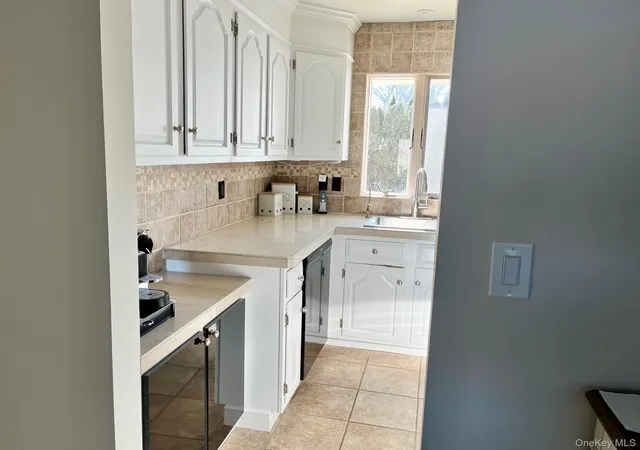 4th image of 62 Pell Ave, North Babylon, NY 11703 | MLS# 1010621