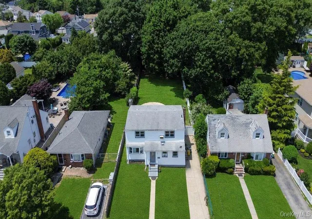 1st image of 101 Spruce Ave, Oyster Bay, NY 11714 | MLS# 1010630