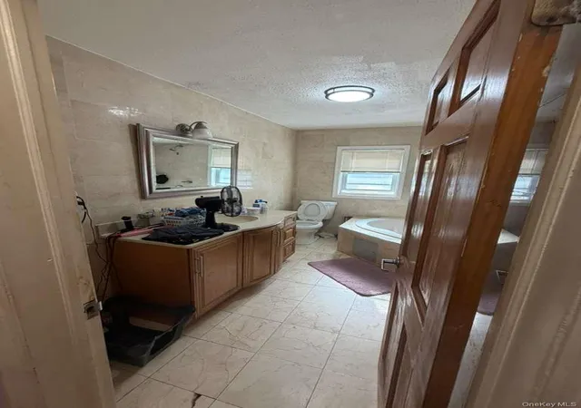 Photo 2 of House for sale at 24720 136th Road, Rosedale, NY 11422 | MLS# 1010638 | Listing updated on 2026-09-05