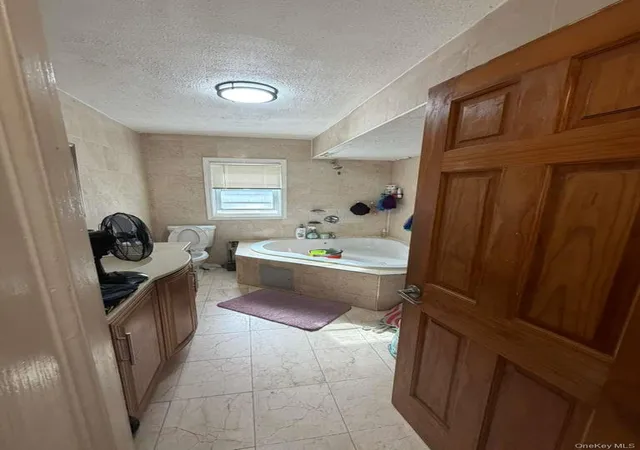Photo 4 of House for sale at 24720 136th Road, Rosedale, NY 11422 | MLS# 1010638 | Listing updated on 2026-09-05