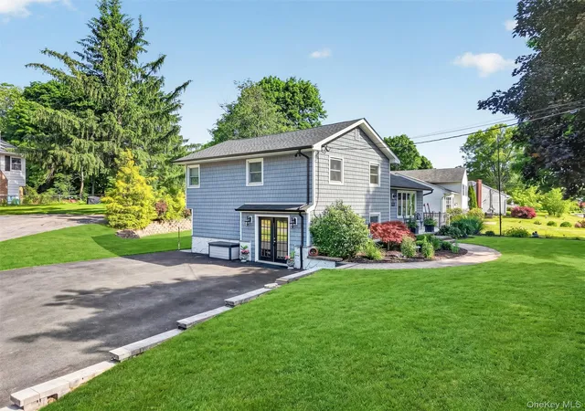 2nd image of 13 Clarkview Rd, New Windsor, NY 12553 | MLS# 1010649