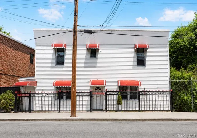 1st image of 735 E 211th St, Bronx, NY 10467 | MLS# 1010651