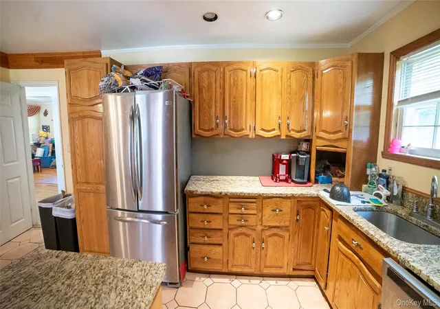 Homes for sale in Greenburgh, NY | 208 Woodhampton Dr, Greenburgh, NY 10603 | MLS# 1010667
