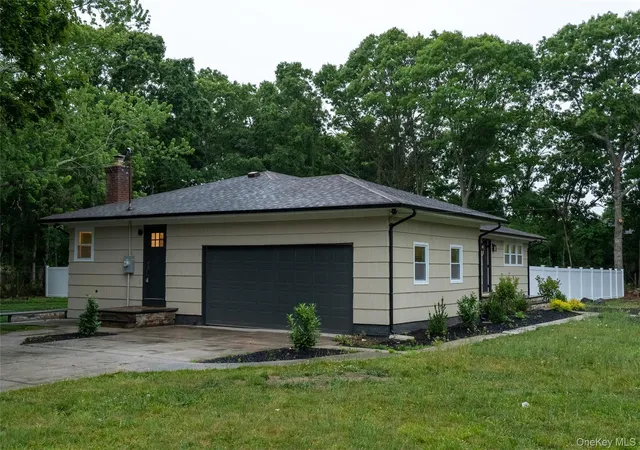 Photo 3 of Sale Pending at 64 Lincoln Ave, Brookhaven, NY 11951 | MLS# 1010668 | Listing updated on 2026-07-14