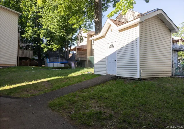 Listing Photo 4 - Condo for sale in building located at 4 Rita Ave, Monsey, NY 10952 - Unit #B