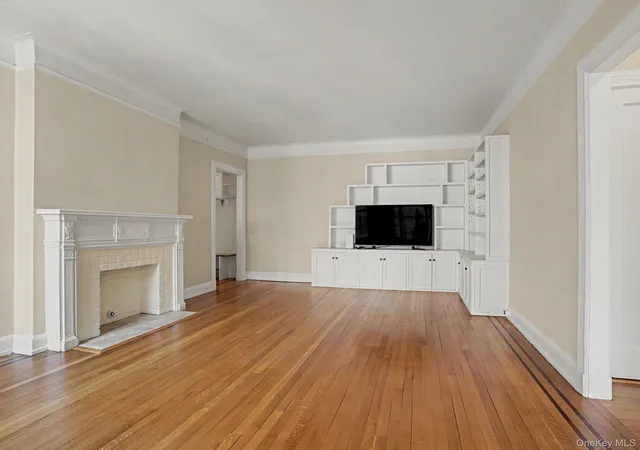 Homes for sale in White Plains, NY | 2 Westchester Ave #4J, White Plains, NY 10601 | MLS# 1010673