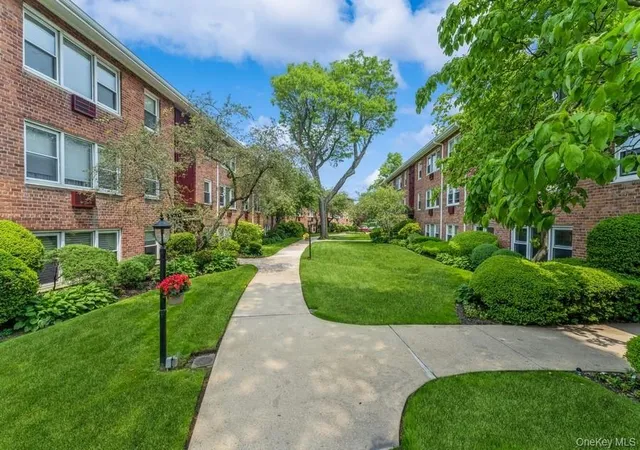 Photo 3 of Sale Pending at 61 Maine Ave #E5, Hempstead, NY 11570 | MLS# 1010674 | Listing updated on 2026-10-09