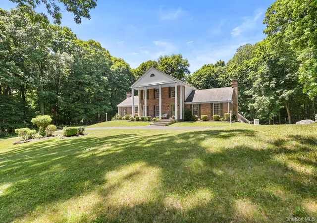 Photo 3 of Single family home for sale at 141 Gage Rd, Southeast, NY 10509 | MLS# 1010711 | Listing updated on 2026-09-15