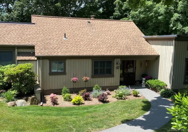 1st image of 189 Heritage Hills Heritage Hills #B, Somers, NY 10589 | MLS# 1010717