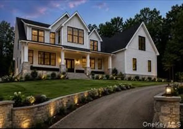 Photo 3 of Single family home for sale at 1349 Hanover St, Yorktown, NY 10598 | MLS# 1010735 | Listing updated on 2026-07-28
