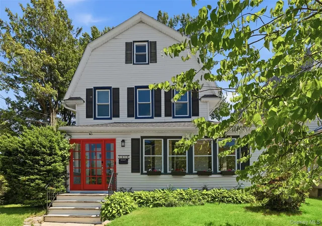 Homes for sale in Mamaroneck, NY | 1415 Park Ave, Mamaroneck, NY 10543 | MLS# 1010739