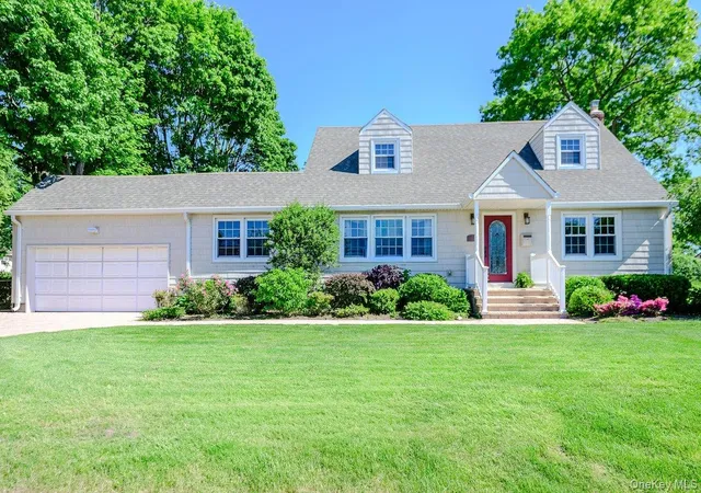 1st image of 1401 Herzel Blvd, West Babylon, NY 11704 | MLS# 1010767