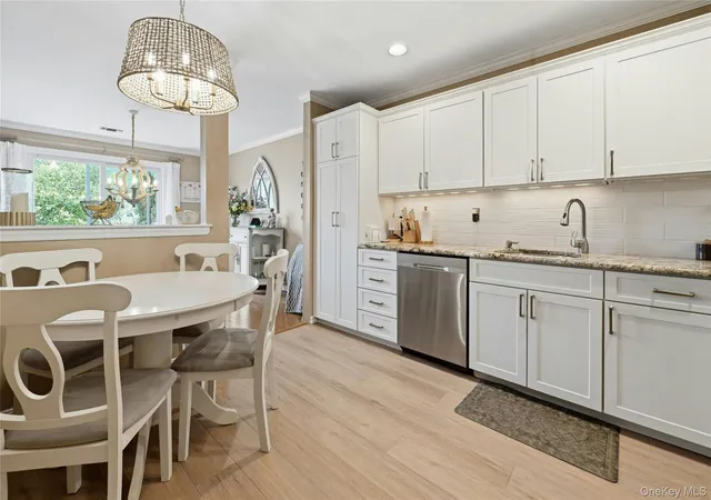 5th image of 323 Erik Dr, East Setauket, NY 11733 | MLS# 1010772