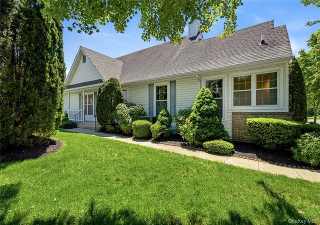 3rd image of 2508 Nicole Dr, Port Jefferson Station, NY 11776 | MLS# 1010795