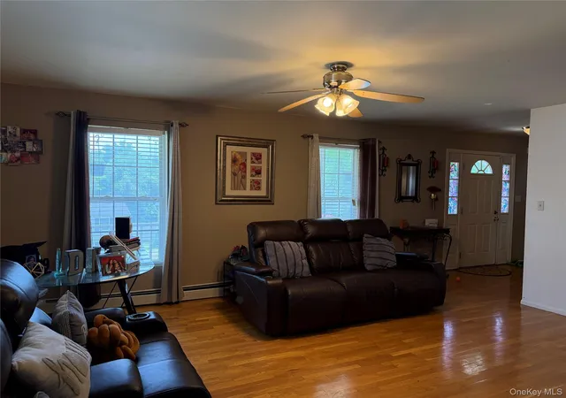 Homes for sale in Middletown, NY | 8 Walnut Ln, Middletown, NY 10940 | MLS# 1010798