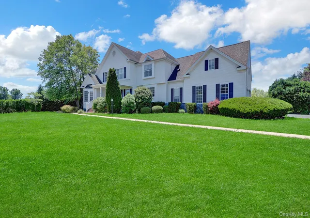 Photo 3 of Sale Pending at 66 Canterbury Dr, Brookhaven, NY 11792 | MLS# 1010804 | Listing updated on 2026-09-12