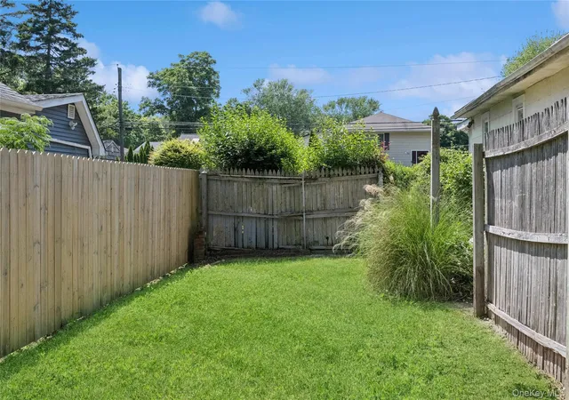 16th image of 60 Kenneth Ave, Huntington, NY 11743 | MLS# 1010813