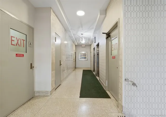 5th image of 290 W 232Nd St, New York, NY 10463