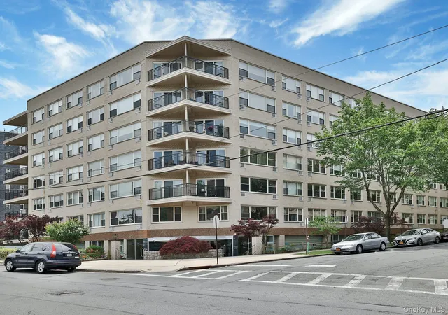 Homes for sale in White Plains, NY | 12 Old Mamaroneck Rd #7F, White Plains, NY 10605 | MLS# 1010841