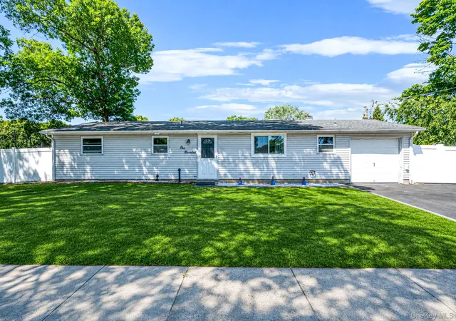 2nd image of 100 Patchogue Holbrook Rd, Ronkonkoma, NY 11779 | MLS# 1010848
