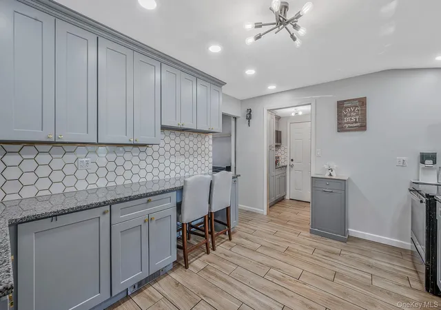 5th image of 100 Patchogue Holbrook Rd, Ronkonkoma, NY 11779 | MLS# 1010848