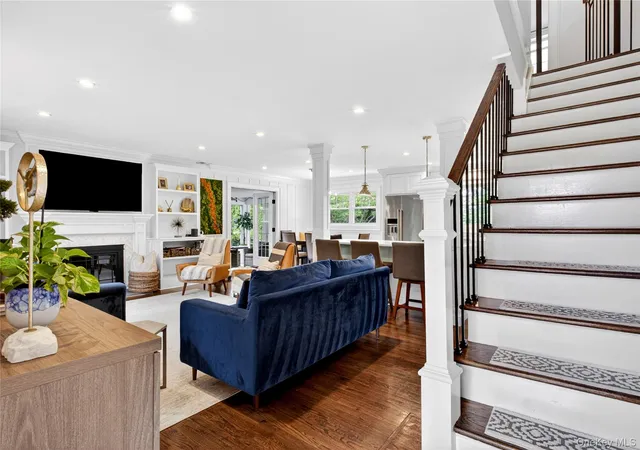 3rd image of 7 Merillon Ave, Garden City, NY 11530 | MLS# 1010867