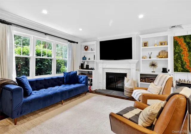5th image of 7 Merillon Ave, Garden City, NY 11530 | MLS# 1010867