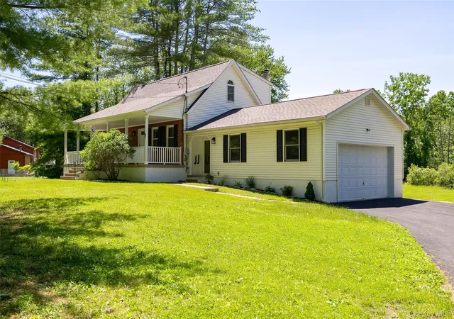 2nd image of 18 Cream St, Hyde Park, NY 12538 | MLS# 1010873