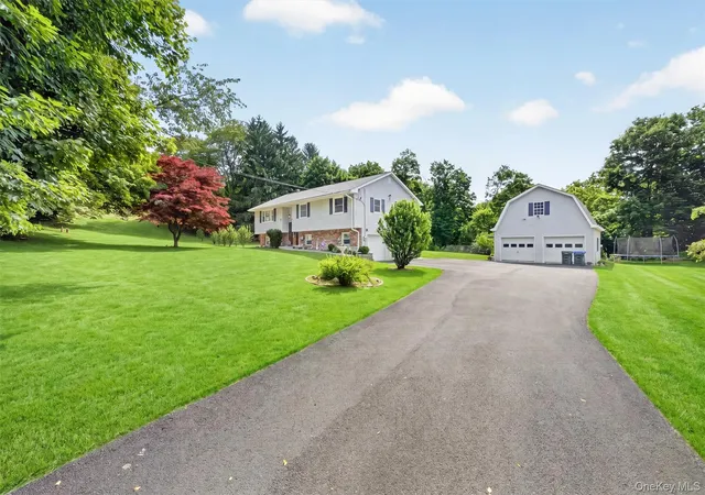 Homes for sale in Blooming Grove, NY | 18 Helms Hill Rd, Blooming Grove, NY 10992 | MLS# 1010878