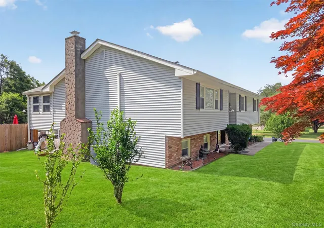 Homes for sale in Blooming Grove, NY | 18 Helms Hill Rd, Blooming Grove, NY 10992 | MLS# 1010878
