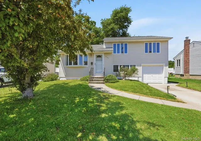 Photo 1 of Sale Pending at 3547 Northview Ave, Hempstead, NY 11793 | MLS# 1010891 | Listing updated on 2026-08-01