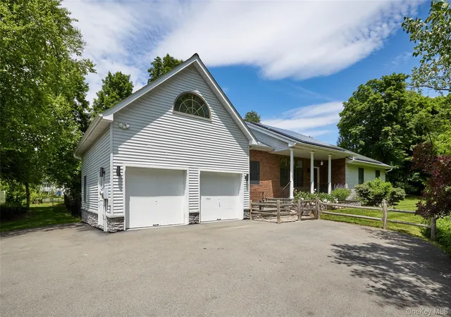Homes for sale in Hyde Park, NY | 37 Mansion Dr, Hyde Park, NY 12538 | MLS# 1010895