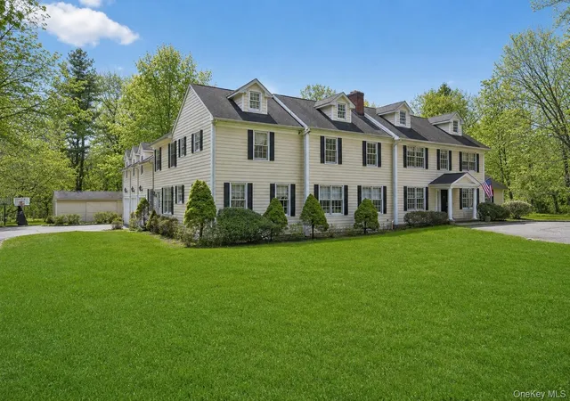 Photo 39 of Mansion for sale at 1862 Muttontown Rd, Syosset, NY 11791 | MLS# 1010916 | Listing updated on 2026-10-04