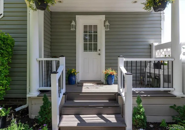 29th image of 88 Orienta Ave, Lake Grove, NY 11755 | MLS# 1010920