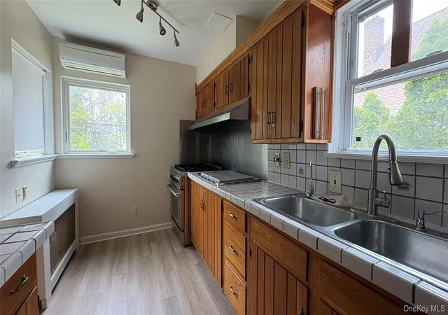 Photo 4 of Sale Pending at 6240 Cromwell Crescent, Rego Park, NY 11374 | MLS# 1010936 | Listing updated on 2026-07-24