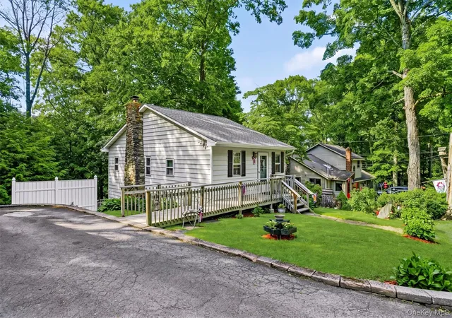 Homes for sale in Monroe, NY | 3 Echo Trl, Monroe, NY 10950 | MLS# 1010943