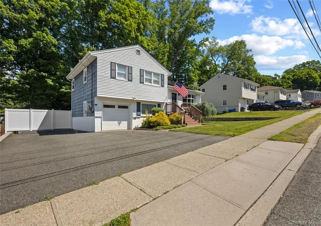 Photo 3 of Sale Pending at 24 Maplewood Blvd, Suffern, NY 10901 | MLS# 1010953 | Listing updated on 2026-07-16