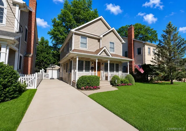 2nd image of 369 Euston Rd S, Garden City, NY 11530 | MLS# 1010958