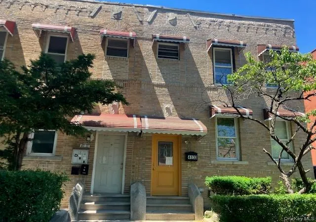 Photo 1 of Sale Pending at 4133 Digney Ave, Bronx, NY 10466 | MLS# 1010964 | Listing updated on 2026-07-23