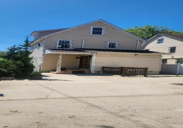 3rd image of 13019 116Th Ave, South Ozone Park, NY 11420 | MLS# 1011031