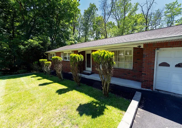 Homes for sale in Ramapo, NY | 81 Hempstead Rd, Ramapo, NY 10977 | MLS# 1011041