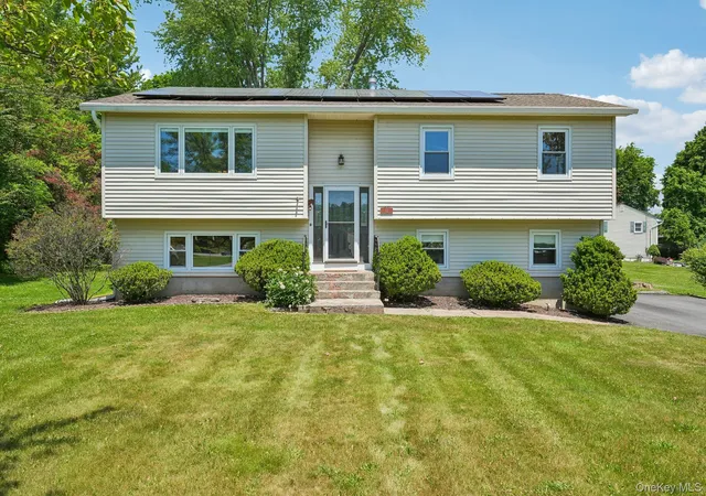 1st image of 11 Hunter St, Highland Mills, NY 10930 | MLS# 1011049
