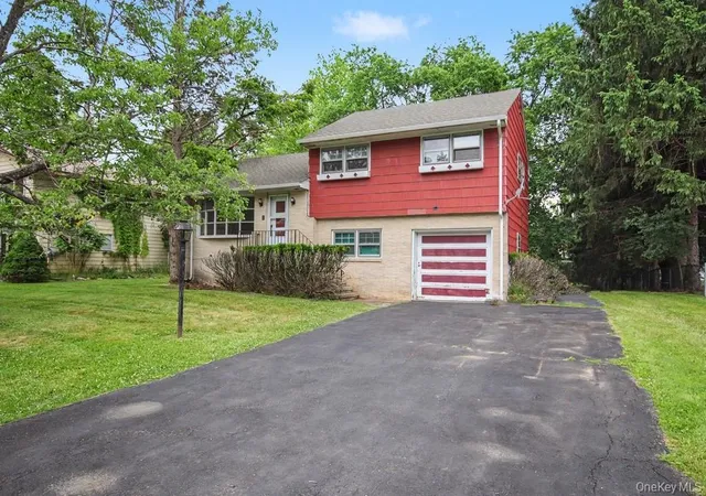 Homes for sale in Middletown, NY | 41 Beers Dr, Middletown, NY 10940 | MLS# 1011066