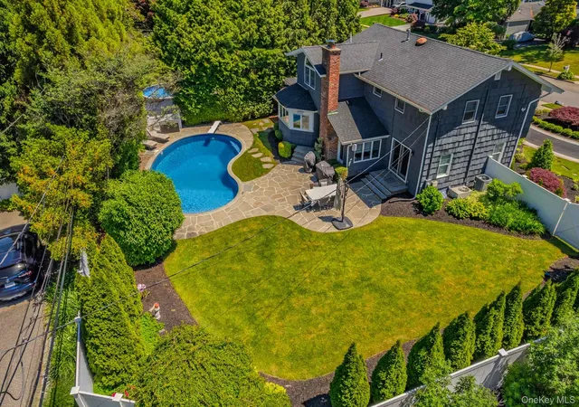 Photo 3 of Single family home for sale at 96 Eagle Ln, Smithtown, NY 11788 | MLS# 1011071 | Listing updated on 2026-10-01